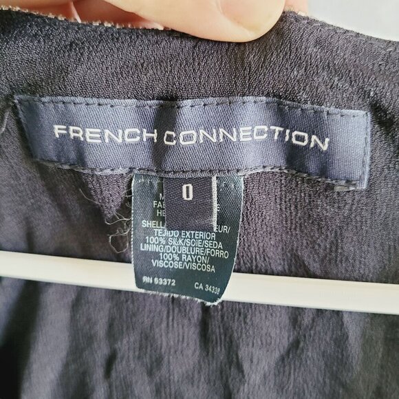 French Connection 100% Silk Shift Dress Sz 0 Blue Sequin Beaded Lined Lightweigh - Picture 2 of 10